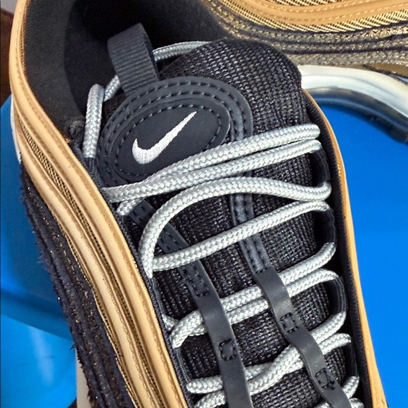 Nike Air Max 97 Metallic Gold and Black Shoes Brand New size 9.5 or 8 man - Picture 7 of 13